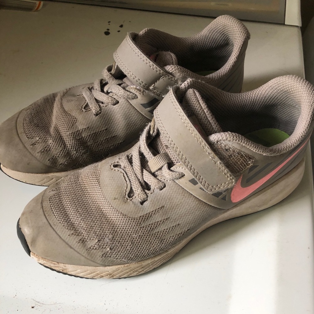 Girls Nike running shoes. Size 2